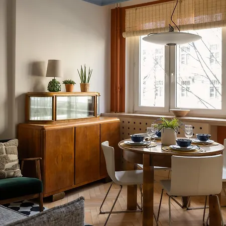 Unique With Place For Remote Work In The Center By Renters Daire Varşova
